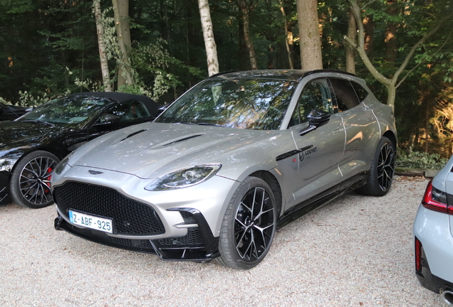 Aston Martin DBX S