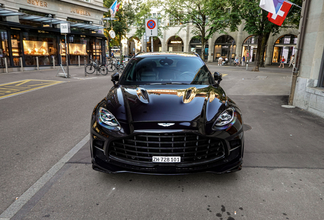 Aston Martin DBX707