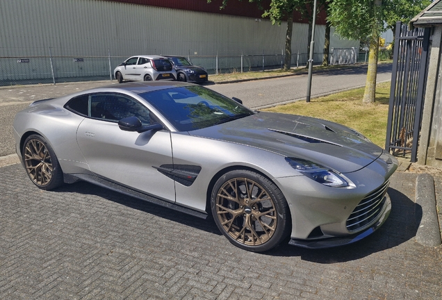 Aston Martin Vanquish 2025