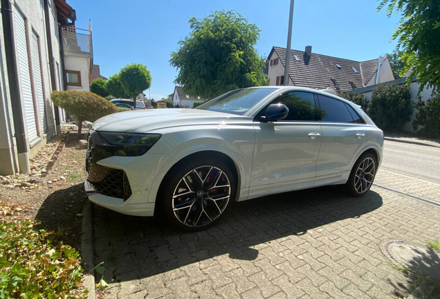 Audi RS Q8 2024