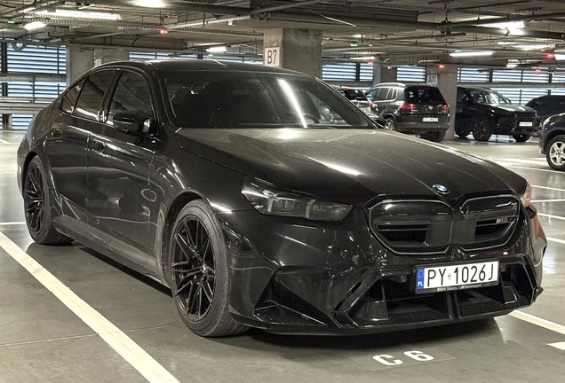 BMW M5 G90