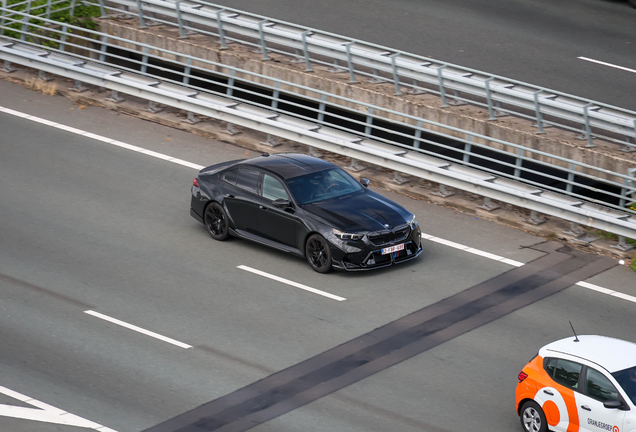BMW M5 G90