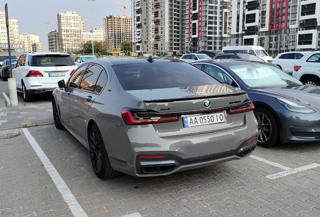 BMW M760Li xDrive 2019