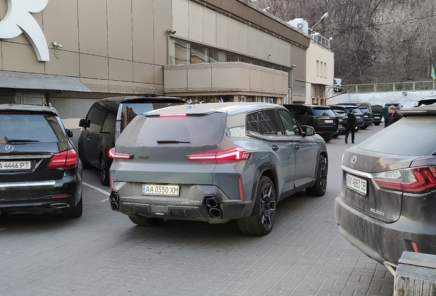 BMW XM G09