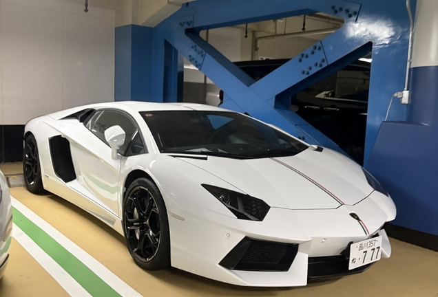 Lamborghini Aventador S LP740-4