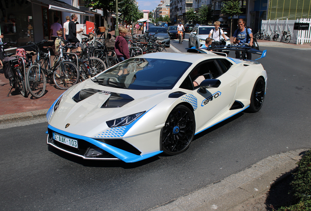 Lamborghini Huracán LP640-2 STO
