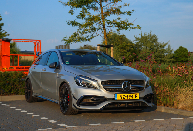 Mercedes-AMG A 45 W176 2015