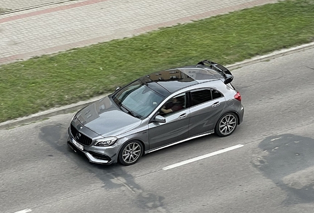 Mercedes-AMG A 45 W176 2015