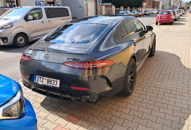 Mercedes-AMG GT 63 X290