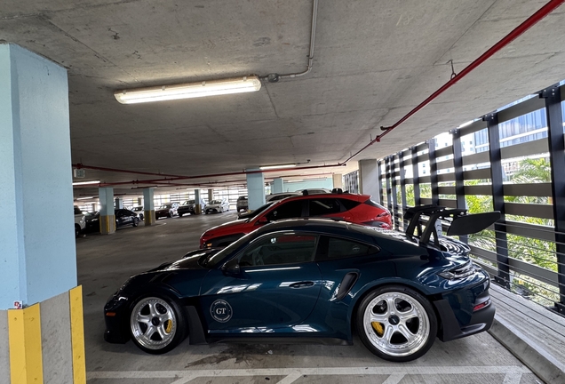 Porsche 992 GT3 RS MkI Weissach Package