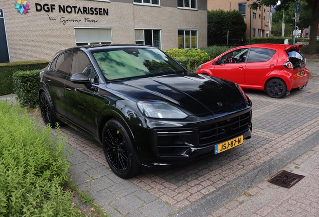 Porsche Cayenne Coupé Turbo E-Hybrid