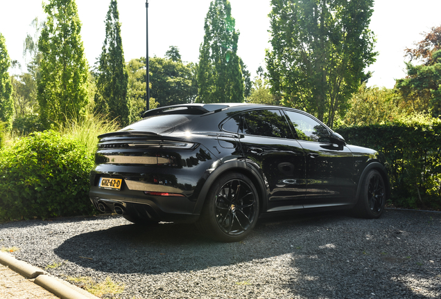 Porsche Cayenne Coupé Turbo E-Hybrid