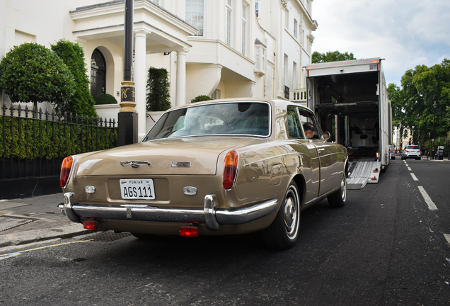 Rolls-Royce Corniche Coupe