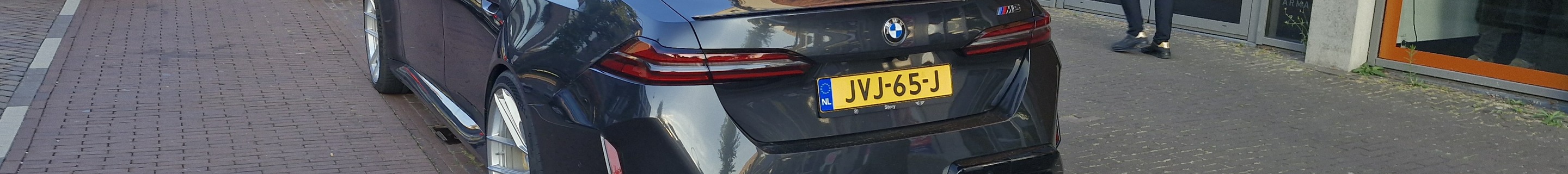 BMW M5 G90
