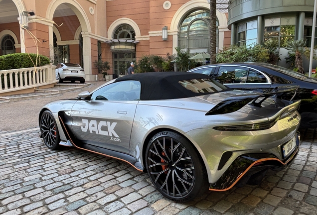Aston Martin V12 Vantage Roadster 2023