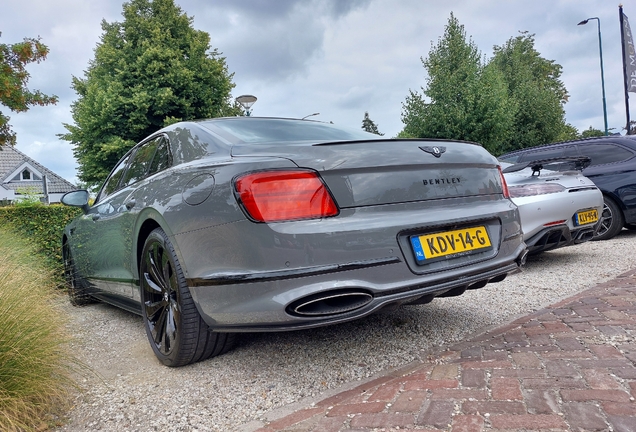 Bentley Flying Spur V8 2021