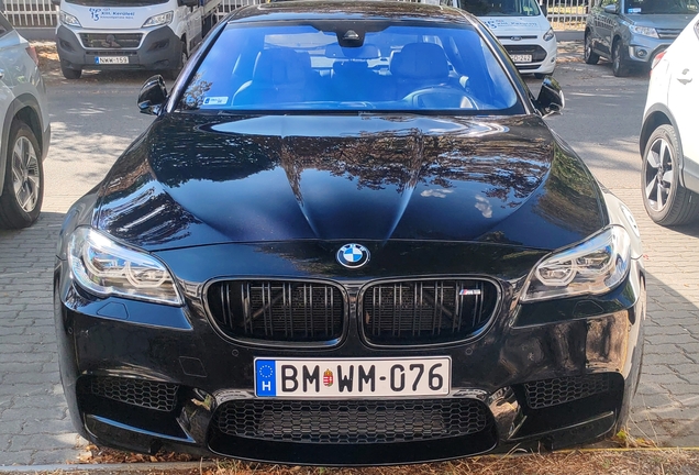 BMW M5 F10 2011