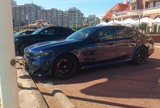 BMW M5 G90
