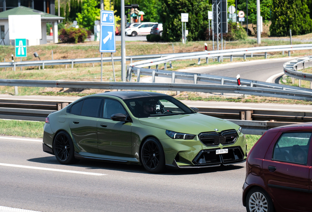BMW M5 G90
