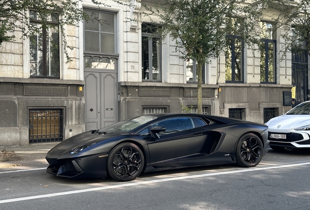 Lamborghini Aventador LP700-4