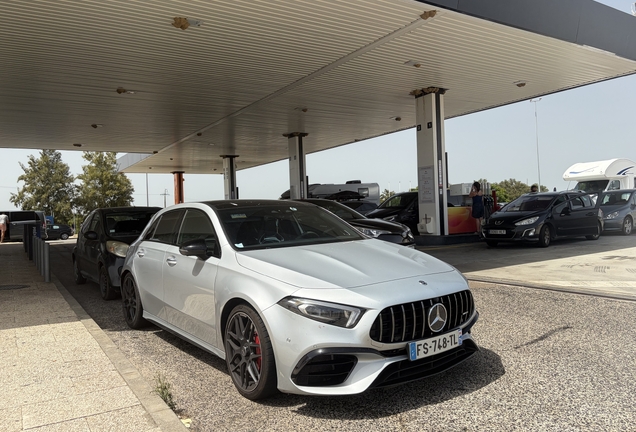 Mercedes-AMG A 45 S W177