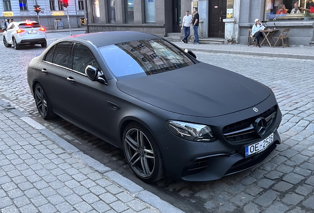 Mercedes-AMG E 63 S W213