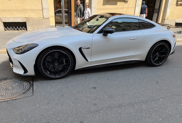 Mercedes-AMG GT 63 C192