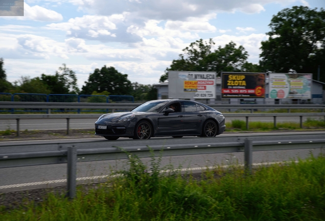 Porsche 971 Panamera GTS MkII
