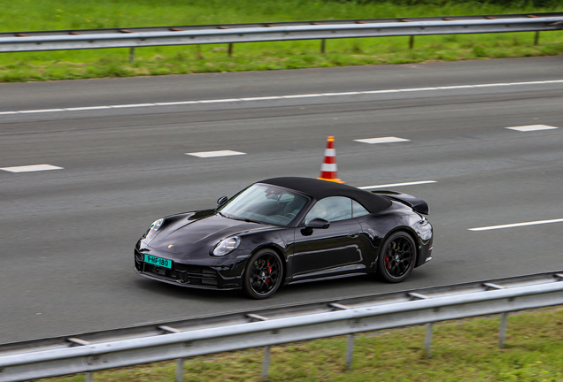 Porsche 992 Carrera 4S Cabriolet MkI
