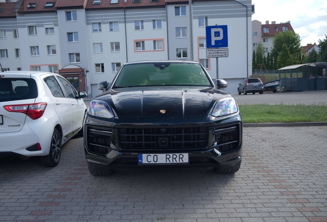 Porsche Cayenne Coupé Turbo E-Hybrid