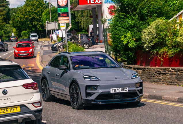 Porsche Macan EV Turbo