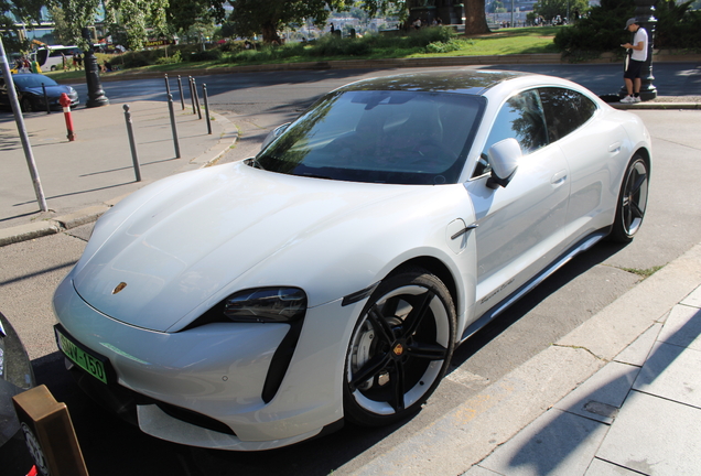 Porsche Taycan Turbo MkI