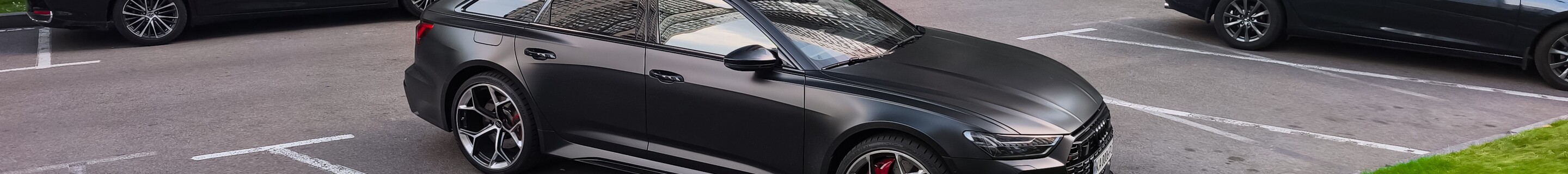 Audi RS6 Avant C8