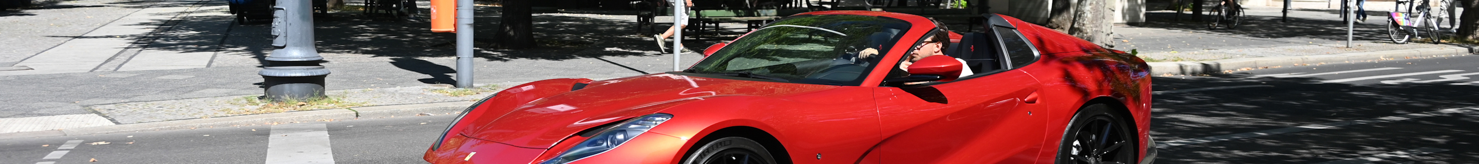 Ferrari 812 GTS
