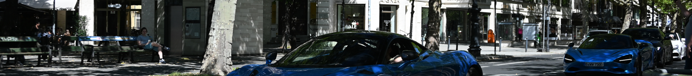 McLaren 750S