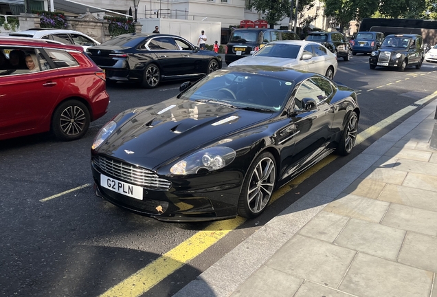 Aston Martin DBS