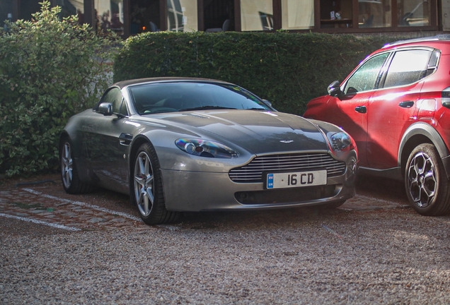 Aston Martin V8 Vantage Roadster