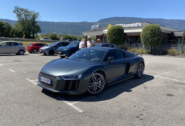 Audi R8 V10 Plus 2015