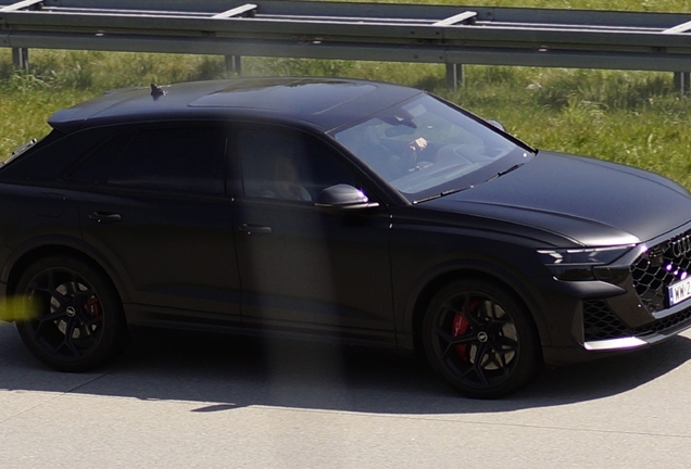 Audi RS Q8 2024