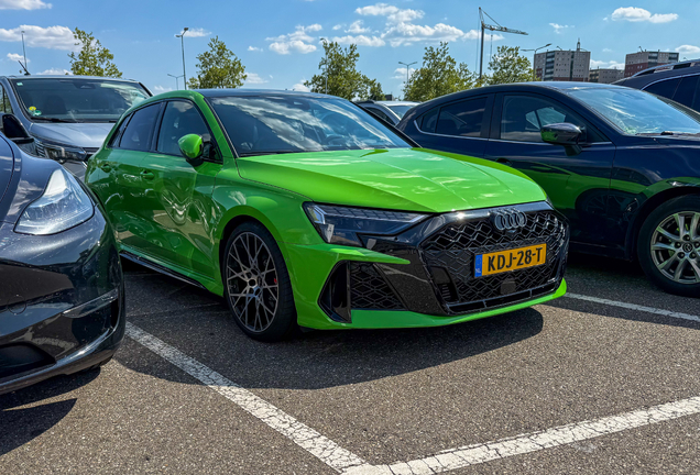 Audi RS3 Sportback 8Y 2025