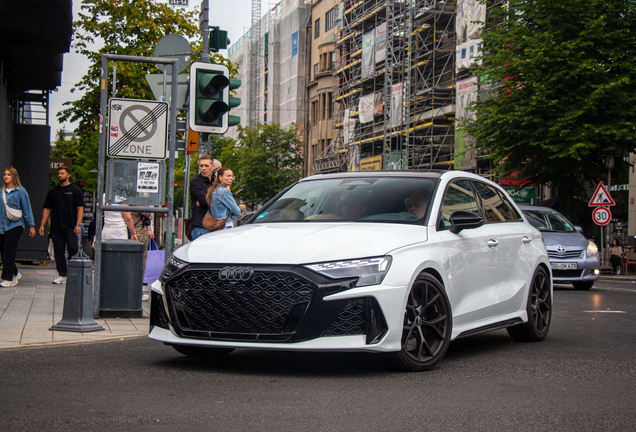Audi RS3 Sportback 8Y 2025