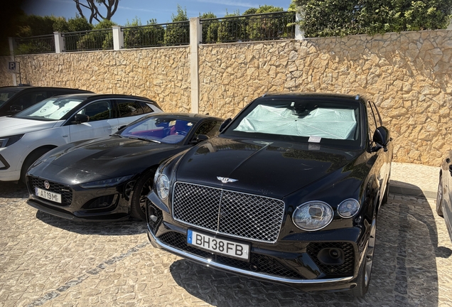 Bentley Bentayga V8 2021