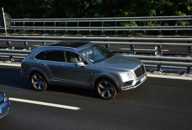 Bentley Bentayga V8