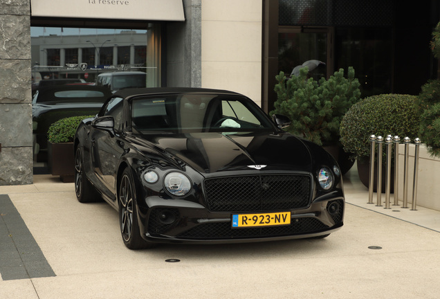 Bentley Continental GTC V8 2020