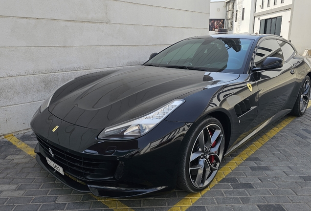 Ferrari GTC4Lusso