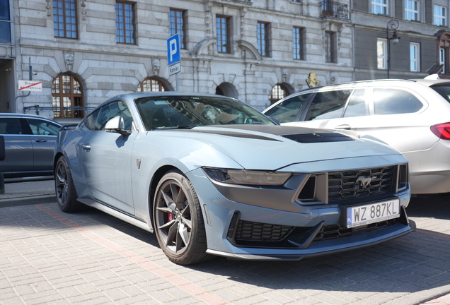 Ford Mustang Dark Horse 2024