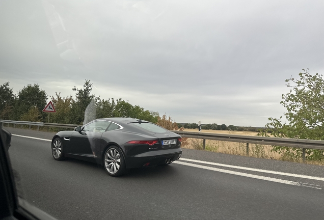 Jaguar F-TYPE S AWD Coupé