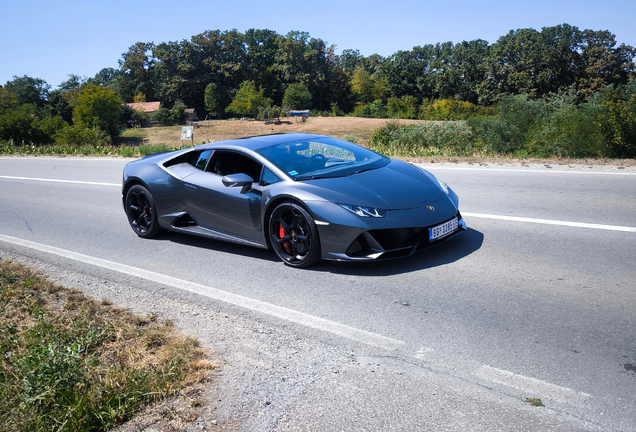 Lamborghini Huracán LP640-4 EVO