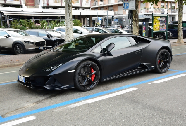 Lamborghini Huracán LP640-4 EVO