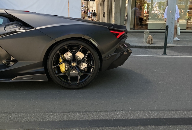 Lamborghini Revuelto
